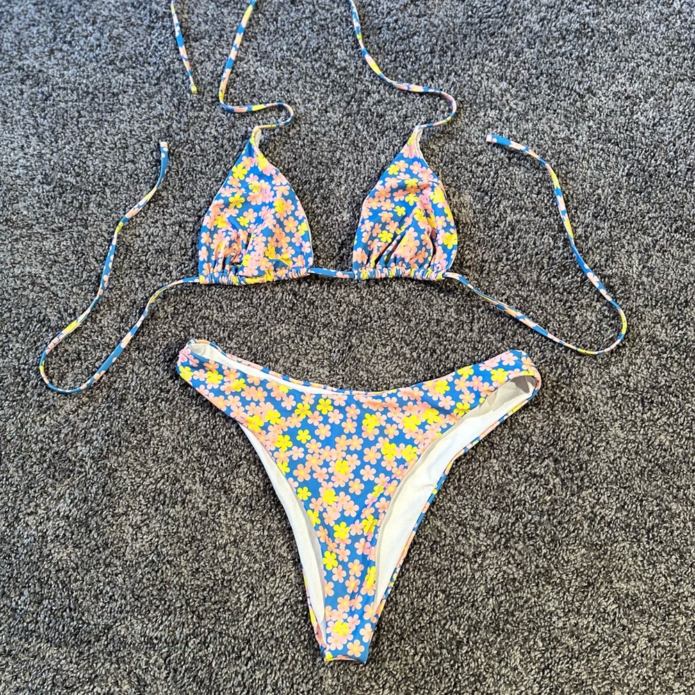 LADIES MEDIUM BIKINI SET